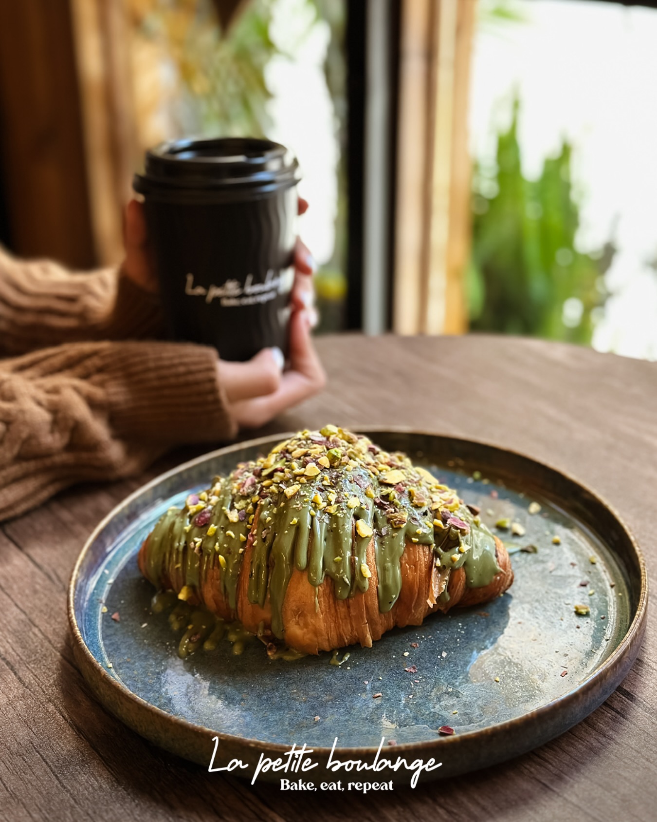 Pistachio Croissant - Viennoiserie